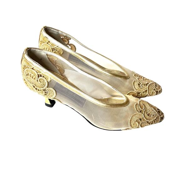 Vintage Stuart Weitzman Gold Mesh Embroidered Heels Pump - Picture 4 of 13